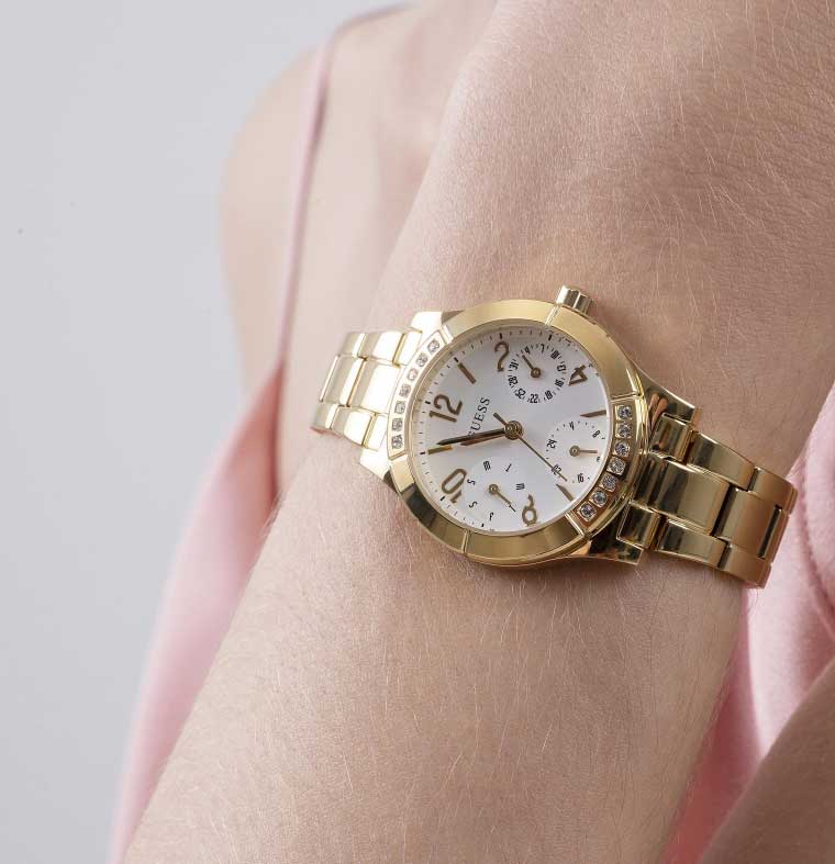 Guess Guess Sport Steel GW0413L2 , наручные женские часы фото под углом