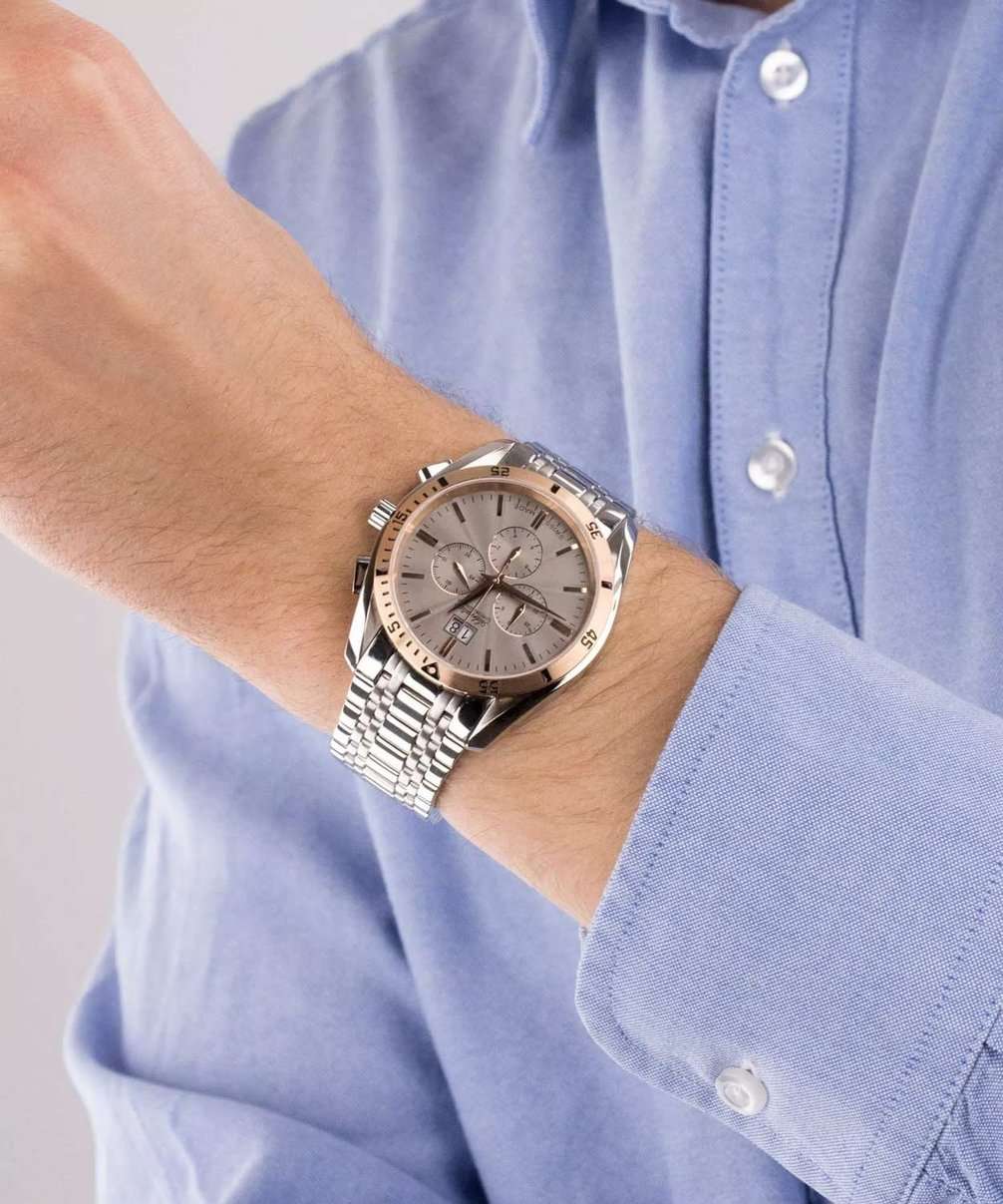 Adriatica Adriatica Chronograph A8202.R117CH,  швейцария мужские часы на браслете нержавеющая сталь боковой вид