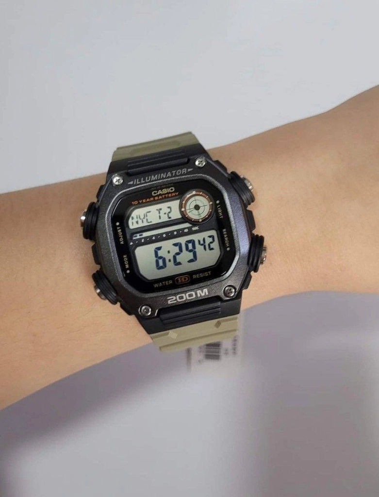 Casio Casio Collection DW-291HX-5AVDF (DW-291HX-5A) мужские часы  циферблат на запястье