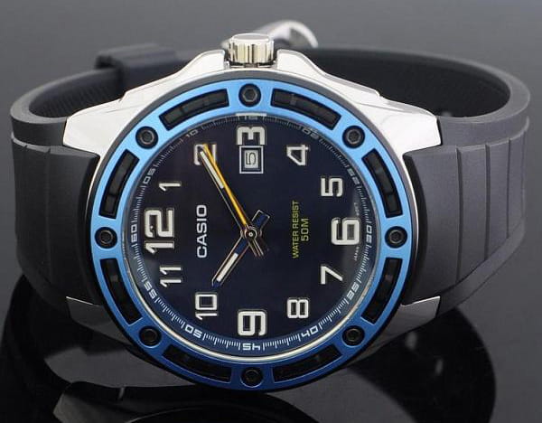 Casio Casio Collection MTP-1347-2AVDF (MTP-1347-2A), mtp япония мужские часы на браслете кожаный боковой вид