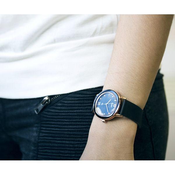 Orient Orient QC0Q001B (FQC0Q001B)  женские часы часы крупный план черный циферблата