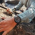 Casio Casio Pro Trek PRT-B70YT-1E pro trek японские мужские часы на браслете титановый боковой вид