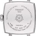 Tissot Tissot Lovely Square T058.109.11.041.01 Lovely наручные женские часы фото под углом.