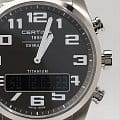 Certina C0204194408201 мужские часы застежка крупным планом