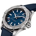 Breitling Breitling Avenger Automatic 42 A17328101C1X1 , наручные мужские часы фото под углом