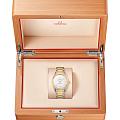 Omega Omega Constellation Globemaster 130.20.39.21.02.001 Globemaster наручные мужские часы фото под углом.