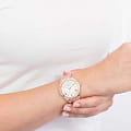 Guess Guess GW0033L3,  сша женские часы на браслете сталь с ip покрытием боковой вид