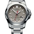 Victorinox Victorinox I.N.O.X. 241739  241739 кварцевые мужские часы  серый циферблат, браслет нержавеющая сталь 316l — вид спереди