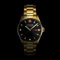 Swiss Military Hanowa SMWGH0001610 наручные мужские часы застежка крупным планом