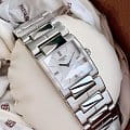 Tissot Tissot T090 T-LADY T02 T090.310.11.116.00, t-lady швейцария женские часы на браслете нержавеющая сталь боковой вид