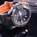 Casio Casio G-Shock GA-1100SC-3A GA наручные мужские часы фото под углом.