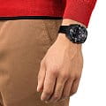 Tissot T0914204705701 наручные мужские часы застежка крупным планом