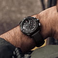 Breitling Breitling Avenger B01 Chronograph 44 Night Mission SB0147101B1X1 мужские часы черный циферблат на запястье