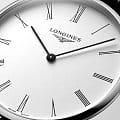 Longines Longines La Grande Classique L4.866.4.11.2 кварцевые женские часы часы крупный план белый циферблата