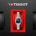 Tissot Tissot Lovely Square T058.109.11.041.00 кварцевые женские часы часы, крупный план синий циферблат