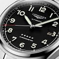 Longines L38114536 мужские часы застежка крупным планом