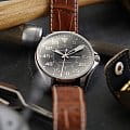 Оригинальные часы Hamilton Hamilton Khaki Aviation Pilot Day Date Auto H64715885 механические калибр механизма h-30 общий вид