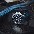 Оригинальные часы Hamilton Hamilton Khaki Navy Scuba AAuto Syrocco Special Edition H82385340 механические калибр механизма h-10 общий вид