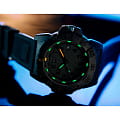 Luminox XS.3501.BO.F наручные мужские часы застежка крупным планом